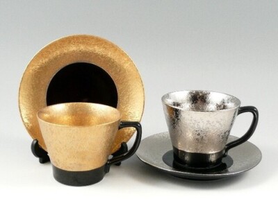 Paar Arita Yaki Porzellan Japanisch Kaffeetasse Saucer Gold Platin Schwarz Dami