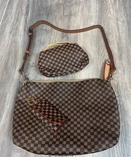 BROWN  MULTI COLORS FLOWER PURSE TRAVEL MAKE UP /TOILETRIES NWOT