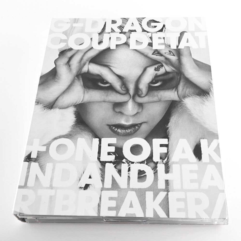 G-DRAGON COUP D'ETAT + ONE OF A KIND (2CD+DVD G-DRAGON COUP D'ETAT + ONE OF A KIND (2CD+DVD