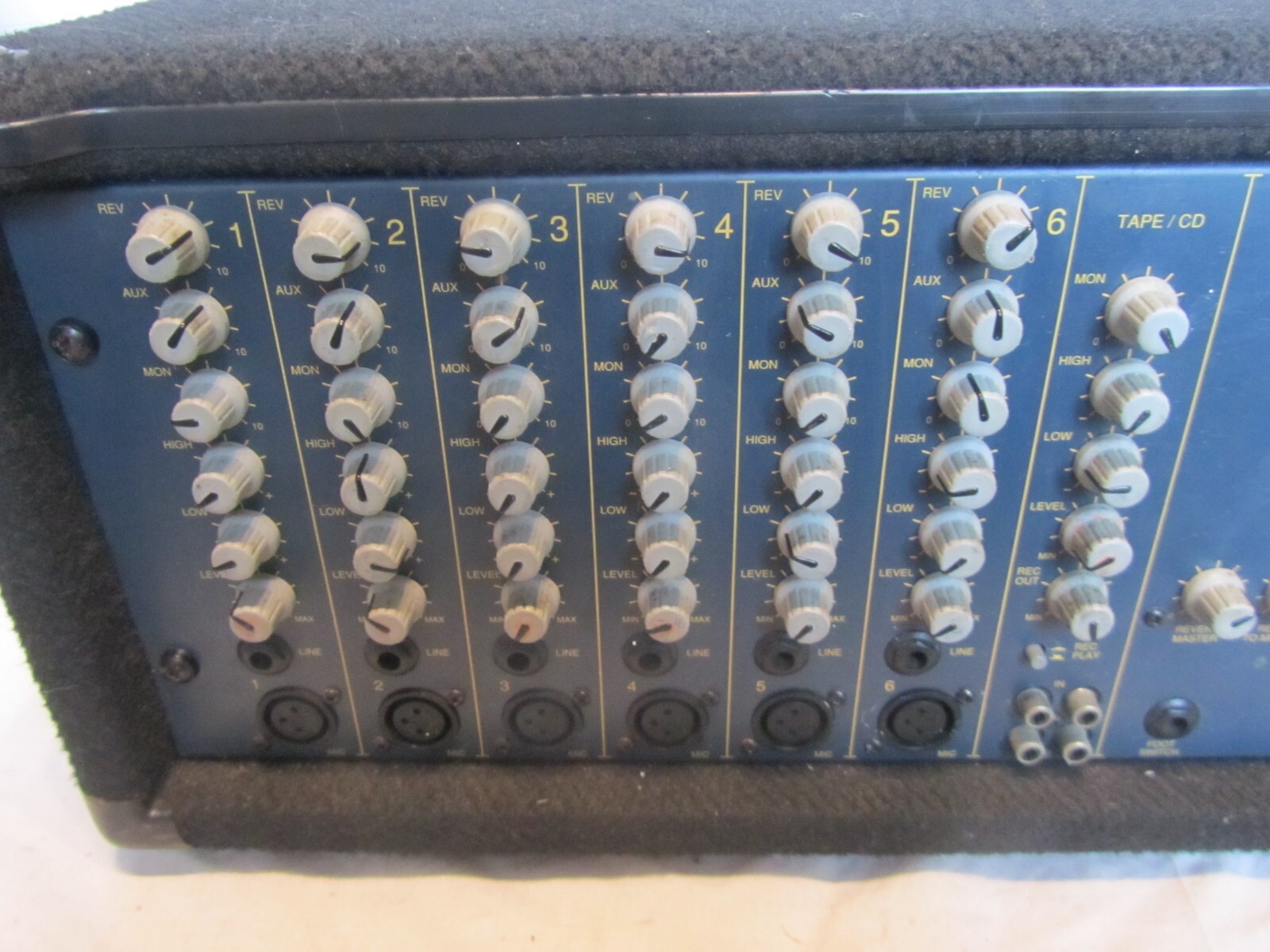 Carlsbro GR2000 Powered Mixer eBay