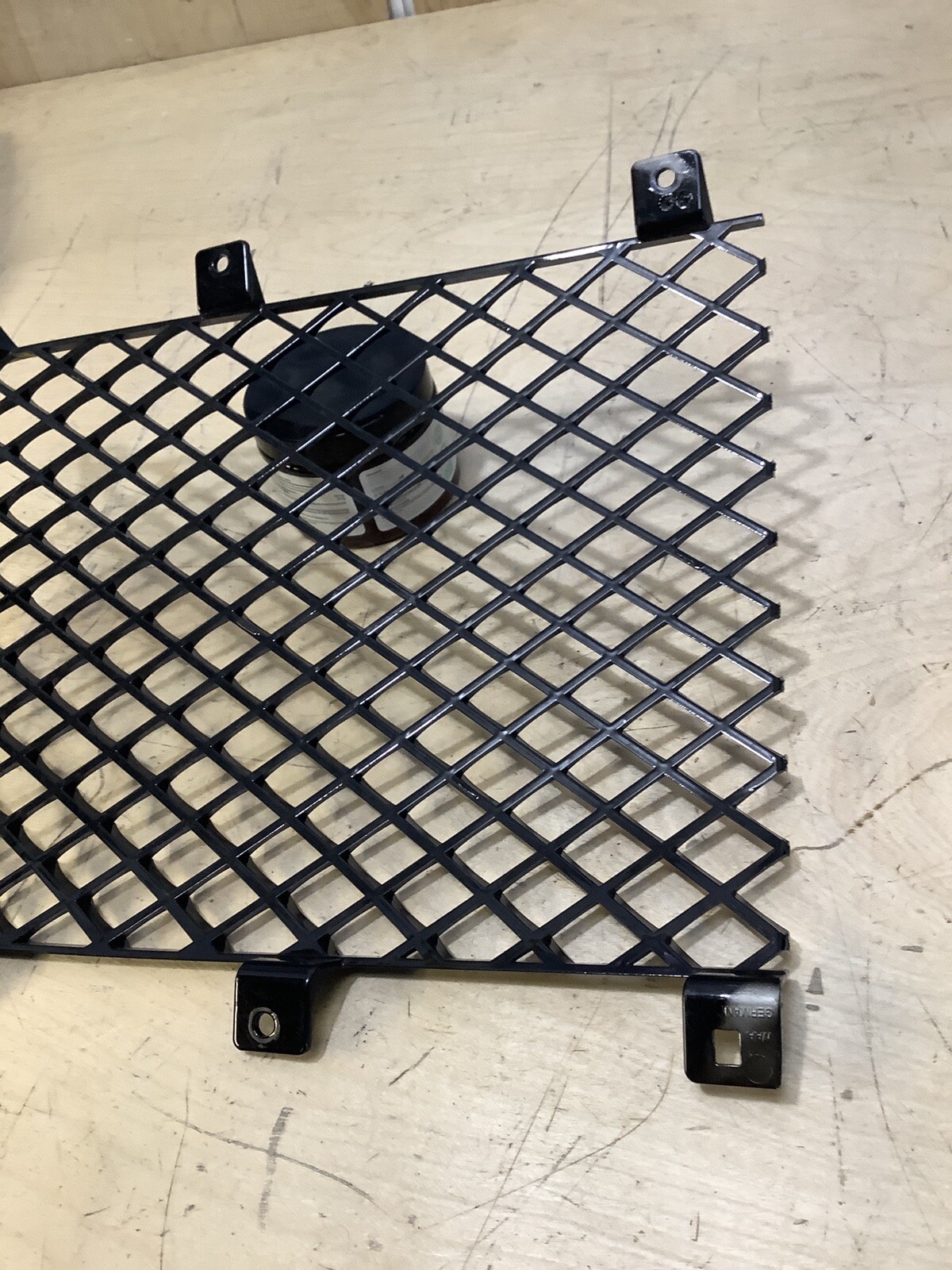 2012 2013 2014 2015 2016 2017 2018 COUPE BENTLEY GT RIGHT SIDE GRILLE USED OEM