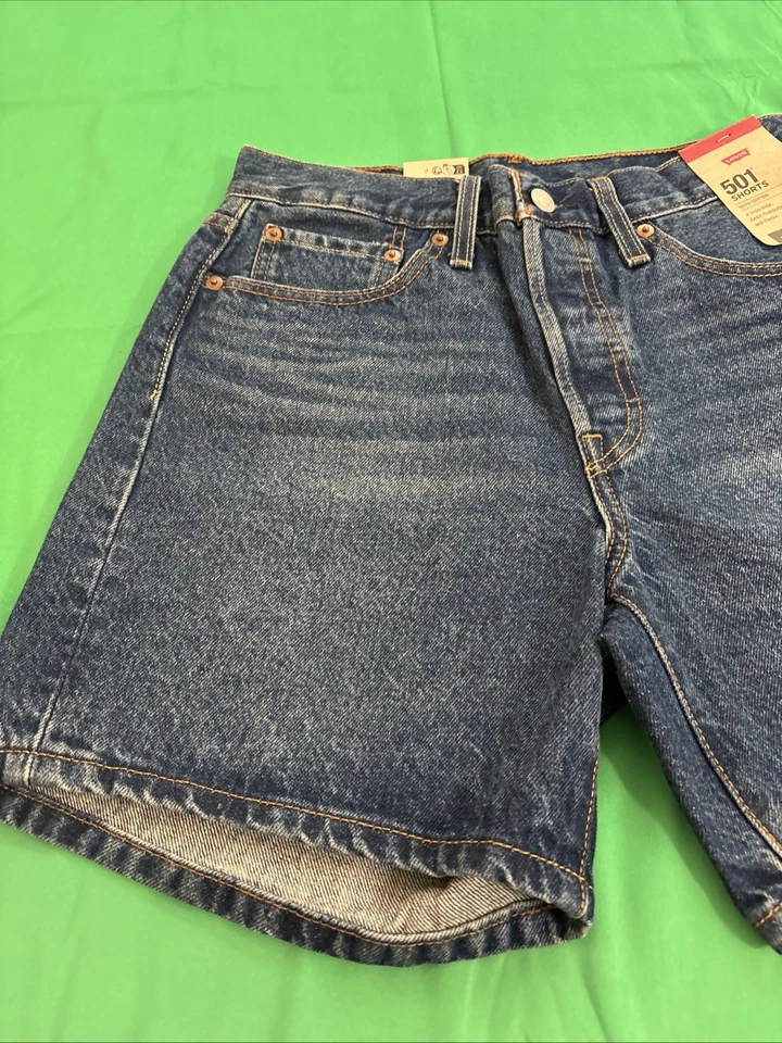 Levi's 501 Original Mid Thigh Shorts Medium Wash Size 27 Button Fly - Image 3 of 4