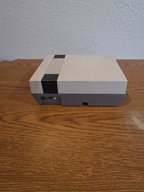 Nintendo NES Gray Video Game Console Tested Working