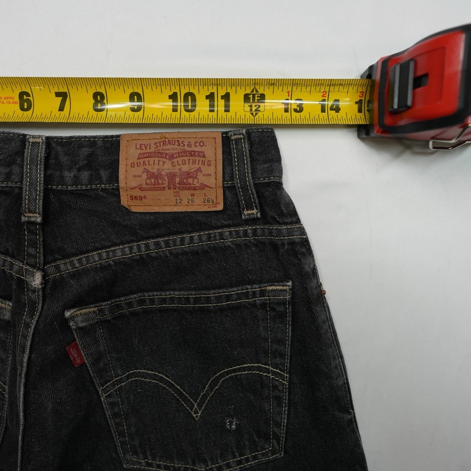 Levi's 569 Jeans Size 12 Regular Loose Straight 26x26.5 (Fit 25x26.5) Mild fray - Image 4 of 4