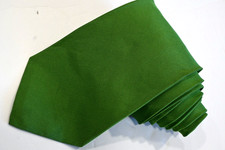 BROOKS BROTHERS GREEN SILK MEN'S Neck Tie W: 4" BY L: 58" MADE IN USA
