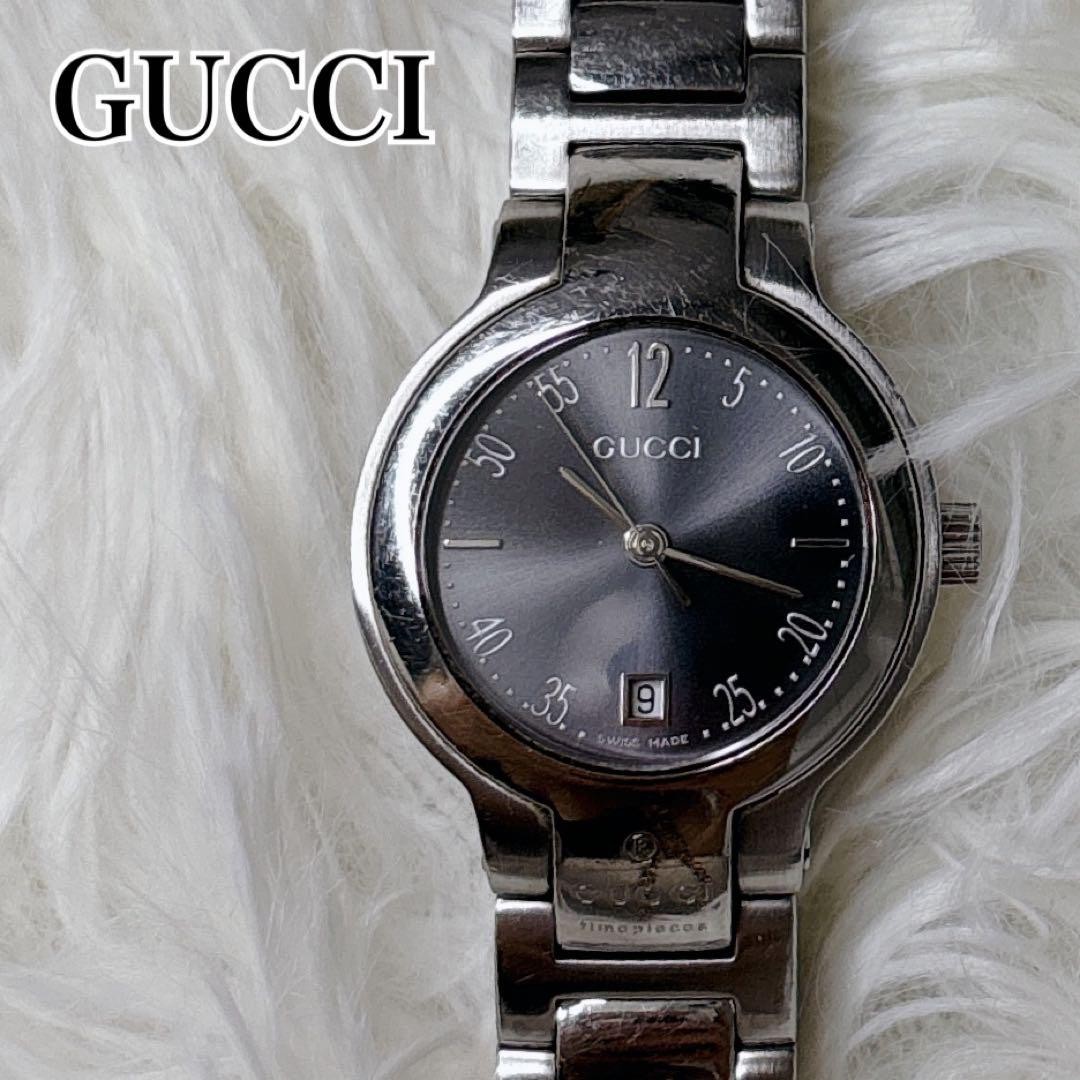Gucci 8900L Round Stainless Steel Wristwatch
