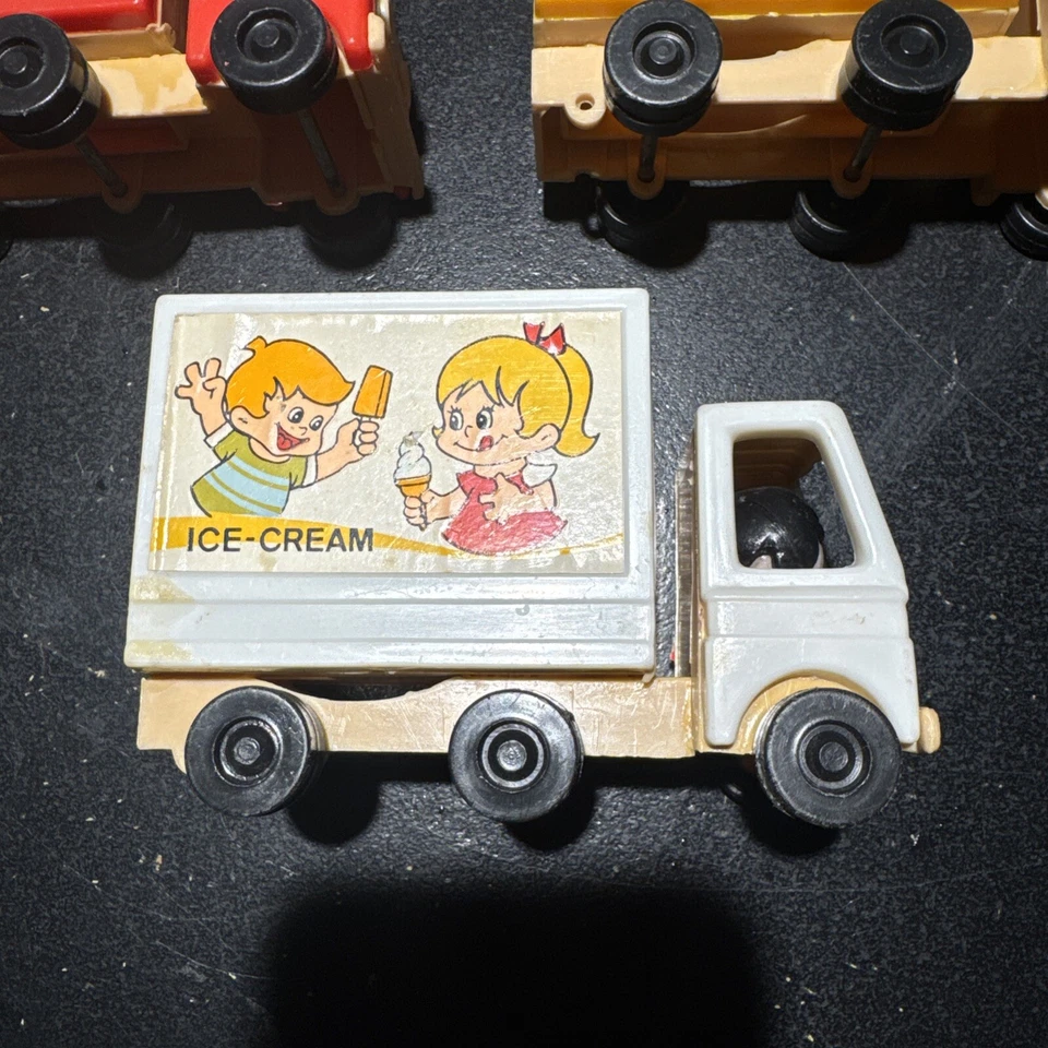 3)Vintage 60s/70s HONG KONG 6 Wheel Toy DELIVERY TRUCKS Pepsi Coke Ice Cream!!! - Image 4 of 4