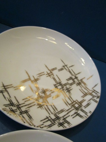 Set of 4 NEW Nate Berkus dessert appetizer plates • gold & white hatch design - Picture 2 of 4