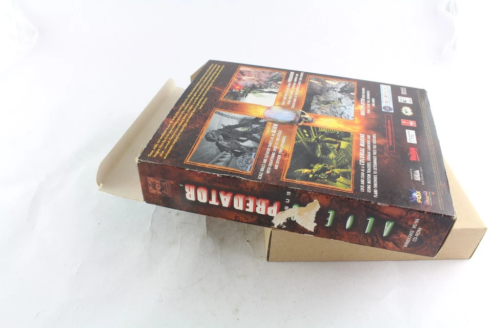 Aliens VS Predator PC Cd Rom Big Box Edition Game - Image 3 of 3