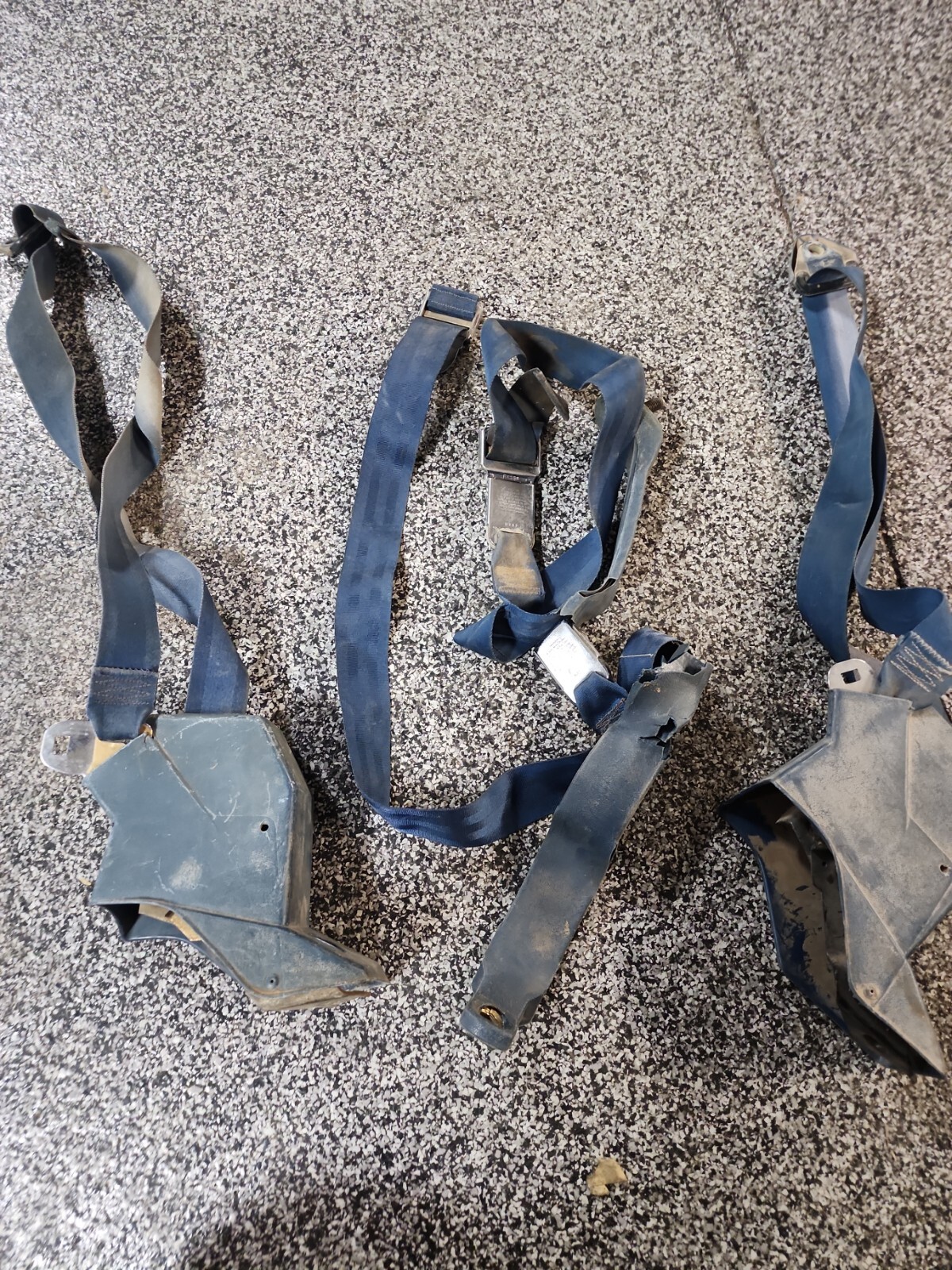 19811991 Chevy Squarebody C30 K30 Crew Cab & Suburban Front seat belt