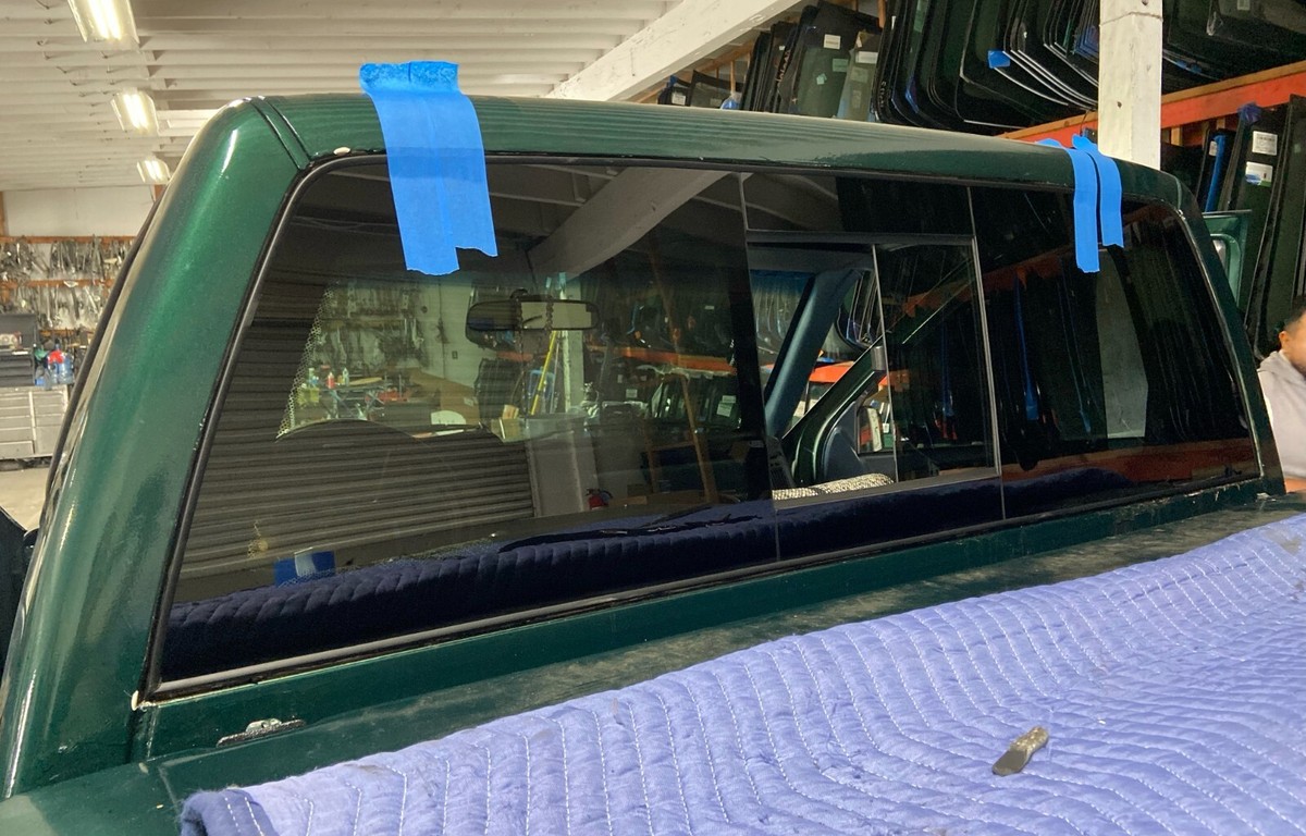 Fts 1994-2001 Dodge Pckup 1500 2500 3500 Manual Slder Back Glass
