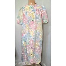 Vintage Leisure Life Womens Housecoat Medium Floral Pink Pearl Snap Mumu Granny