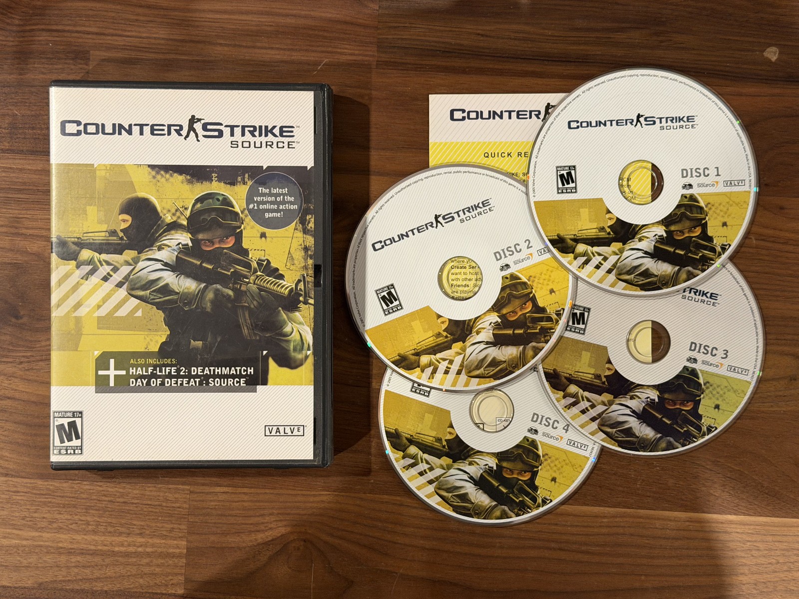 Counter Strike: Source PC Game, 2005 4 Disc Set