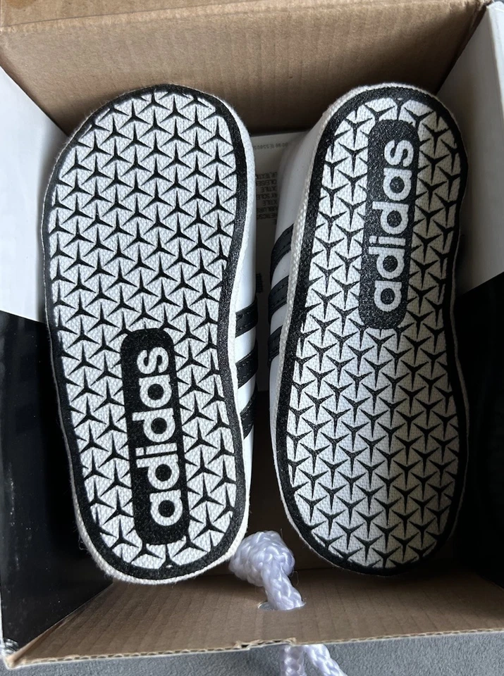 Adidas VL Court 2.0 Cuna Blanco y Negro Tenis Bebé Zapatos Talla 3K Monopatín Foto 3 de 4