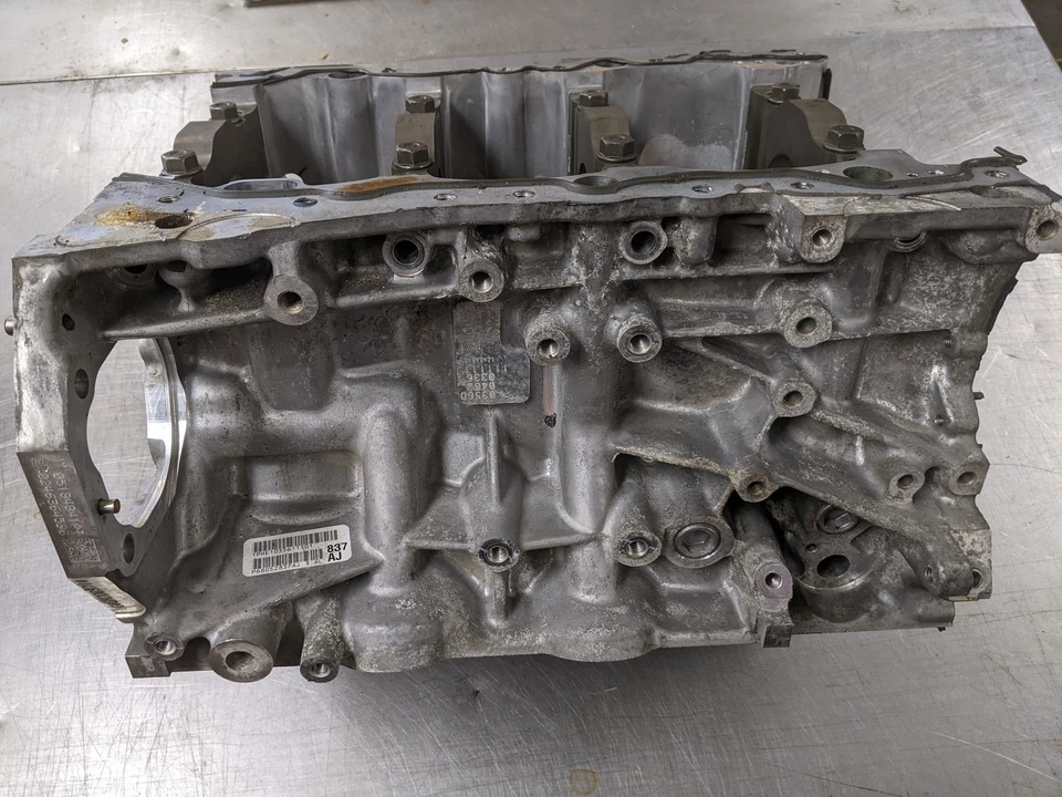 发动机气缸座适用于 11 - 17 道奇充电器 3.6 05184445AI — 第 2/4 张图片