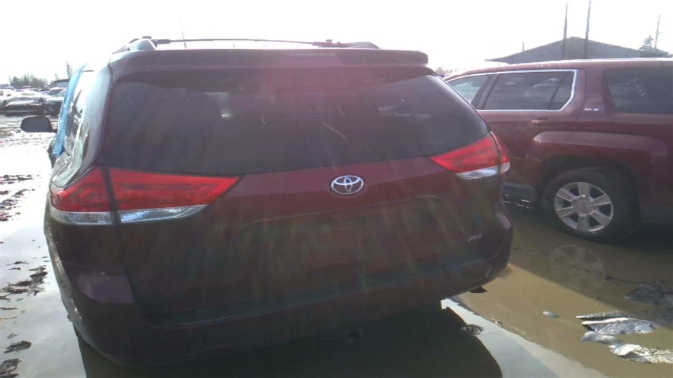 Used Automatic Transmission Assembly fits: 2012 Toyota Sienna AT 6 cylinder FWD - Image 4 of 4