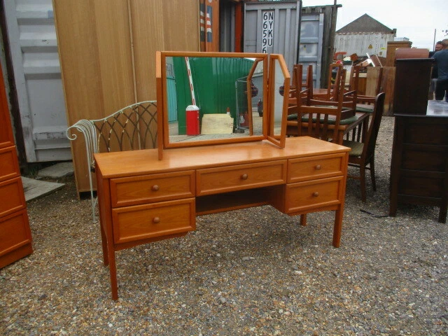 Dressing table 2024 ebay vintage