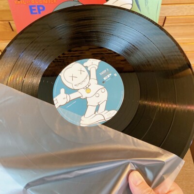 Kaws x Dj Hasebe Tail of Old Nick EP 12