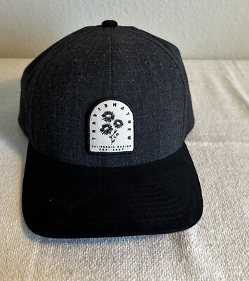 Brand new with tags corduroy snapback Vans | Accessories | Brand New With Tags Corduroy Snapback  main image 2