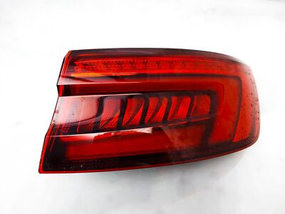 Audi A4 Avant 8K9 945 095 B テールライト 2017-2019 Audi A4 Rear Passenger Quarter Panel Brake Tail Lamp