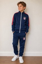 FC Bayern Munich Kids Size 140 (age 9-10) Training WarmUp Jacket & Pants Unisex