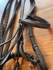 EDGEWOOD Fancy Stitched Padded Bridle With Laced Reins