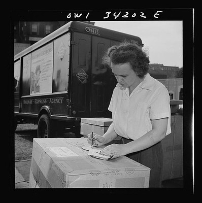 New Britain Connecticut Mrs Dorothy Bell 1943 American Railway Express Company