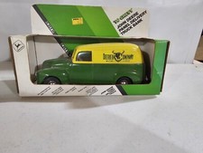 Ertl 5621 '50 Chevy John Deere Panel Delivery Truck Bank 1/25 Scale NEW