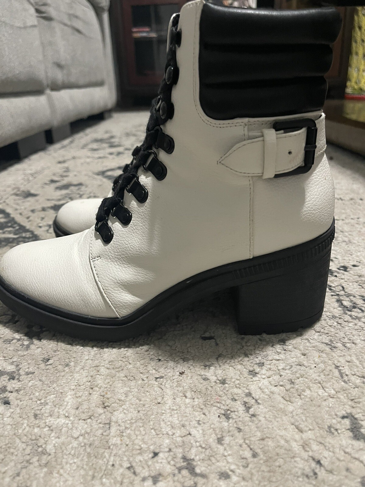 Stylish Women's Heels for Every Occasion-image