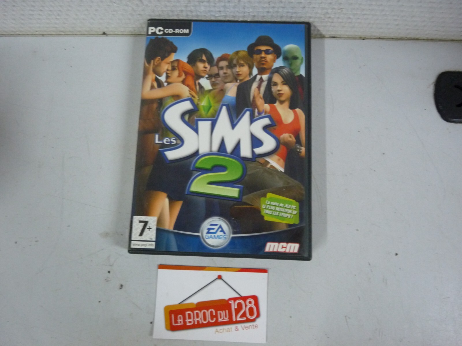 Les Sims 2/ 4 x CD Rom + Livret-PC avec clé activation - SANS RAYURES