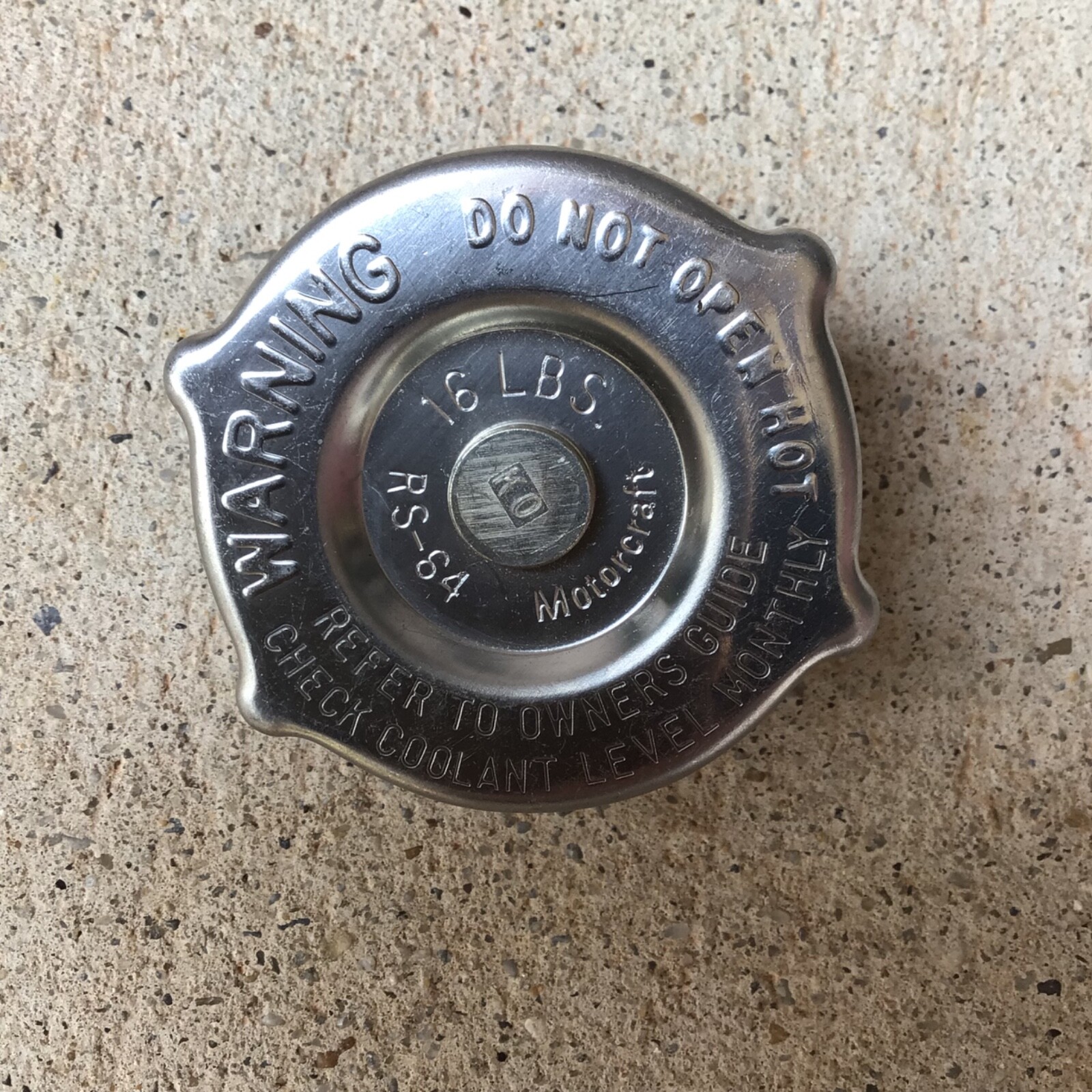 Ford GT Radiator cap