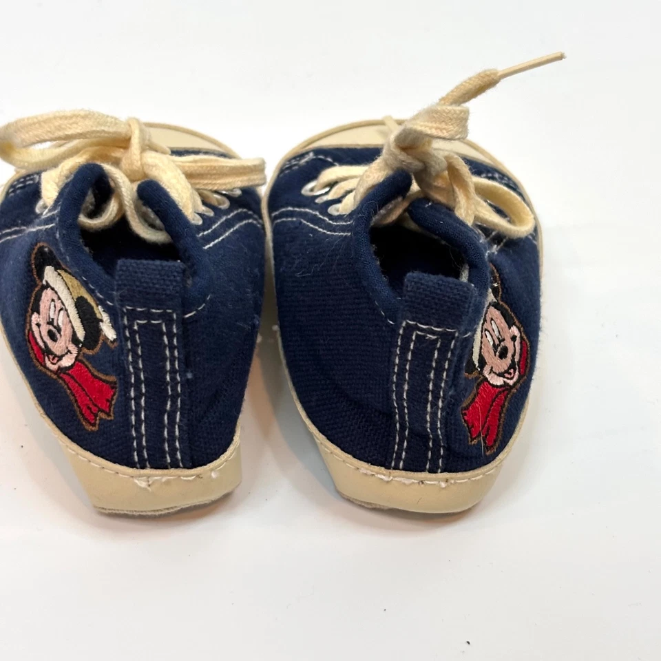 Zapatos de Cuna Mickey Mouse 6-12M Tienda Disney Vacaciones Invierno Bordados Bebé Foto Foto 3 de 4