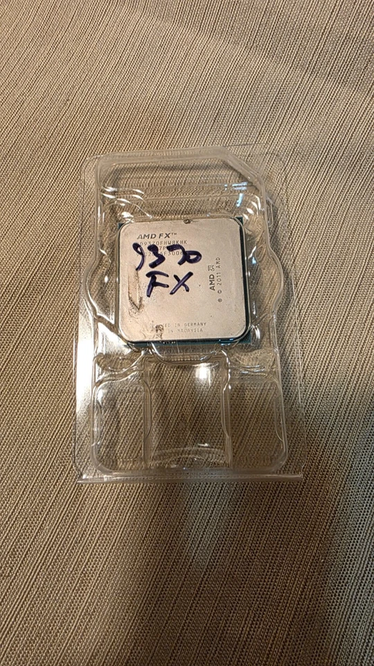 Процессор AMD FX-9370 восьмиядерный (8 ядер) 4,40 ГГц 220 Вт - гнездо AM3+ - Изображение 3 из 4