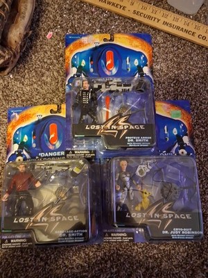 Vintage Lost In Space 1997 Lot of 3 Action Figures  Dr Smith An Dr Judy Robinson