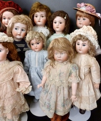 JUMEAU SFBJ 230 ANTIQUE DOLL, 20