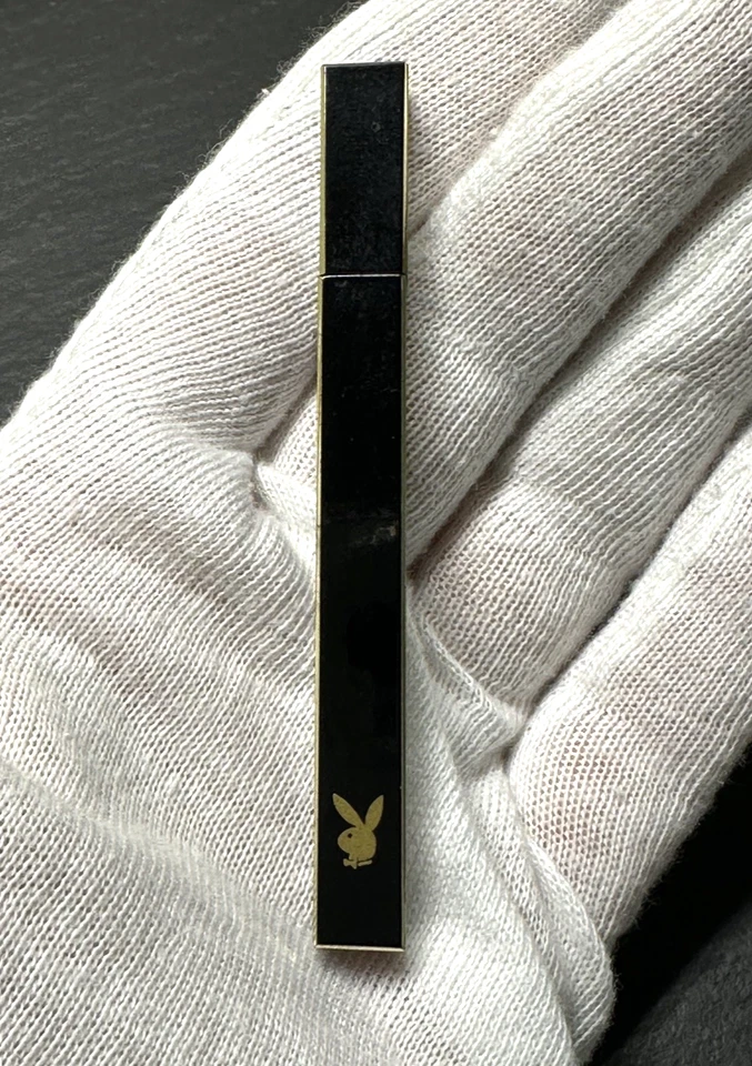 VINTAGE PLAYBOY LE STIQUE GAS LIGHTER IN ORIGINAL BOX M274 - Image 4 of 4
