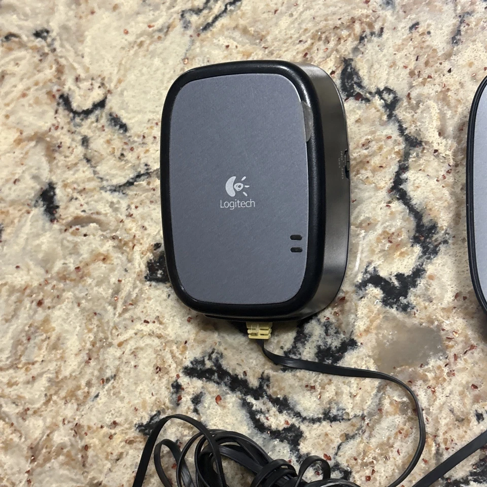 Logitech Alert 700i A Security Camera  HD w/ LA700i Power Supply Tested - Image 2 of 3