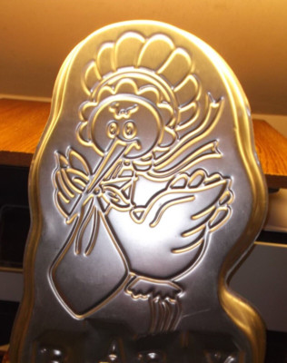 NICE LOOKS UNUSED AMSCAN STORK CAKE PAN BABY CHRISTENING,SHOWER,NEW BIRTH