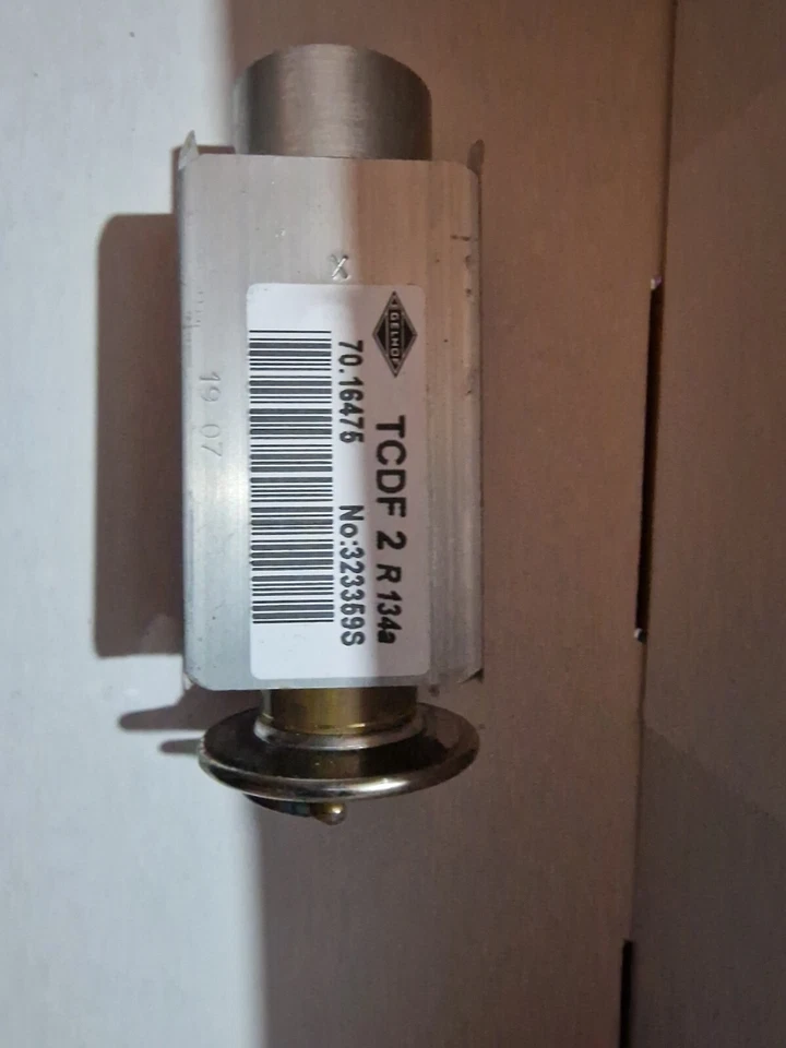 A/C AC Expansion Valve Device Renault TSP0585097 - 70.16475 DELPHI - Image 2 of 4