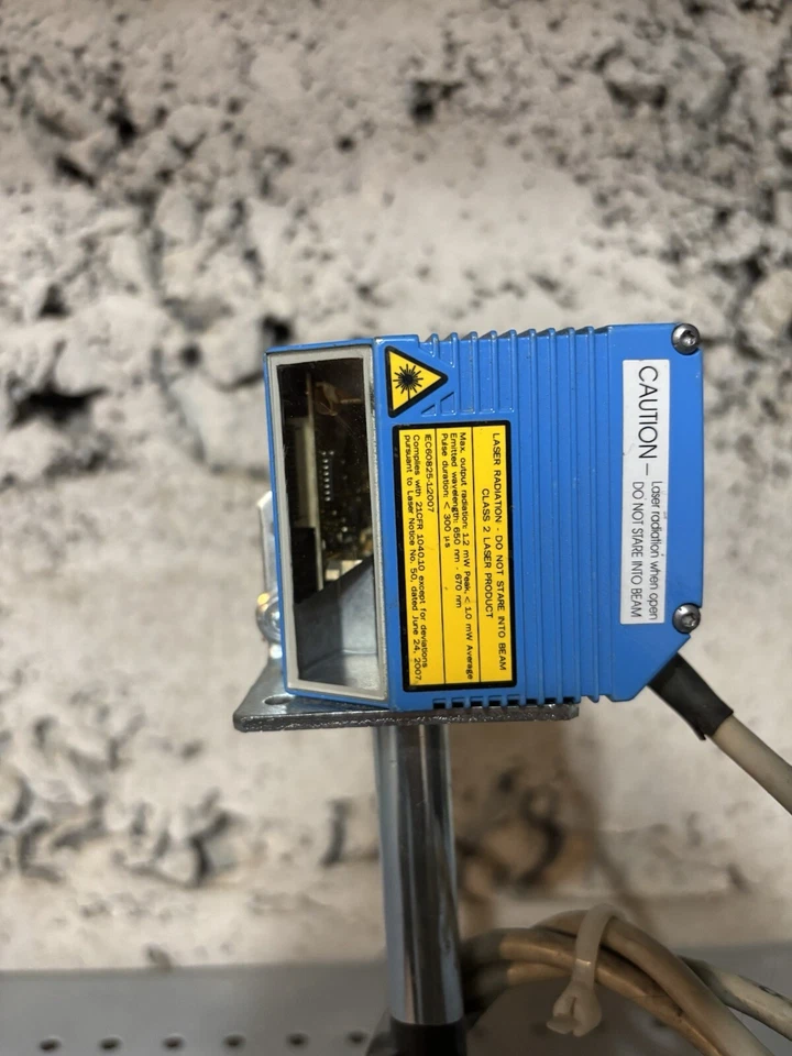 Lot of 3 SICK CLV410-2010S02 fixed bar code reader, rod backet included. - Image 4 of 4