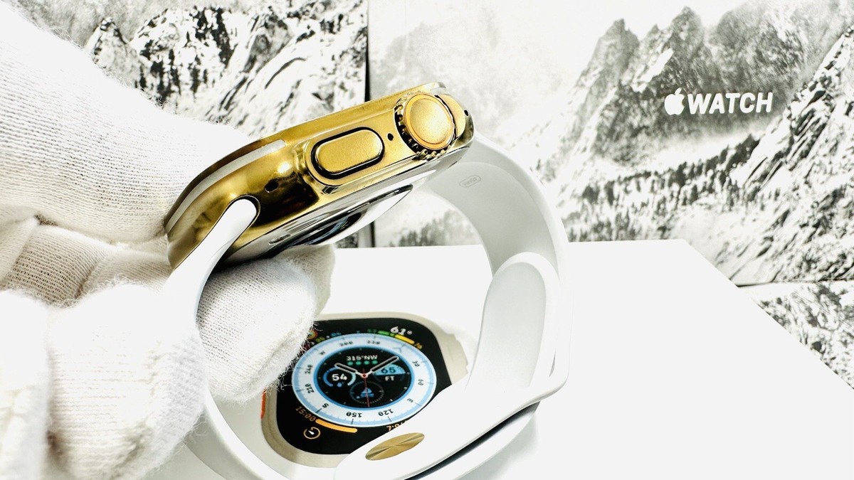 Apple Watch ULTRA 2 49mm GOLD Anodized Titanium Polished Gold 