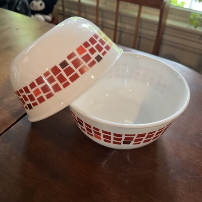 2 Corelle Precious Colors Red Geometric Square Cereal Bowls Made In USA