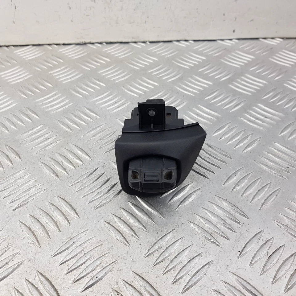 2010 BMW X1 E84 IGNITION SWITCH LOCK BARREL & KEY 9194400 - Image 3 of 4