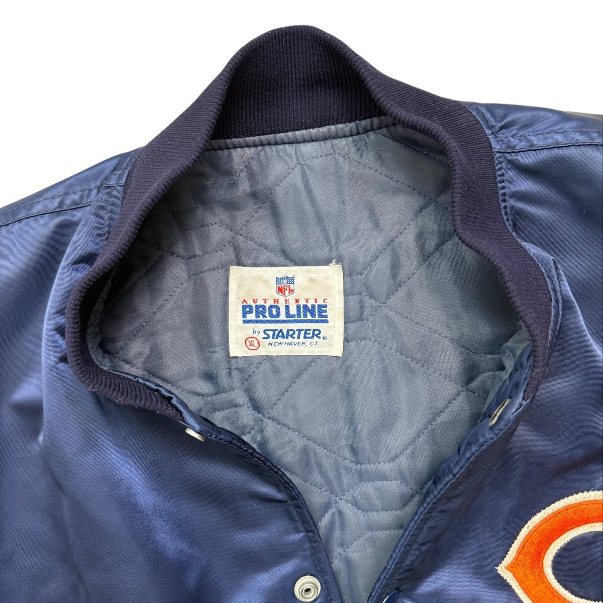 VTG 90s NFL CHICAGO BEARS STARTER SATIN JACKET BOMBER SIZE XL MADE