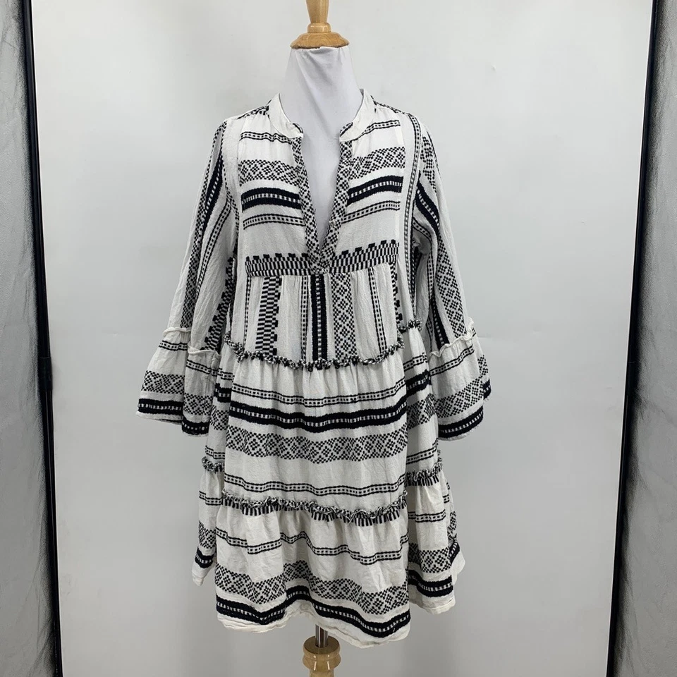 Vestido Elan para mujer grande blanco negro cuello en V manga campana bordado babydoll mini Foto 2 de 4