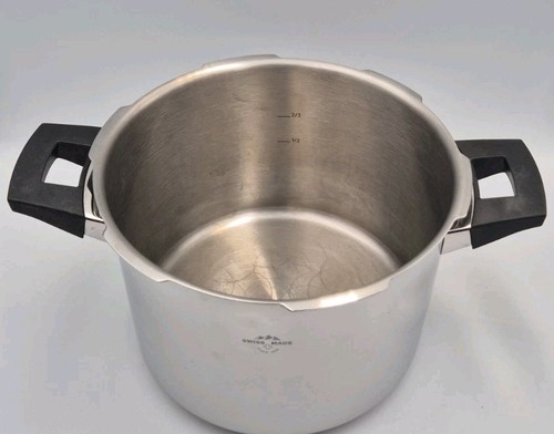 Duromatic Inox Pressure Cooker Side Grips - 22cm / 6L Kuhn Rikon Switzerland - Picture 6 of 9