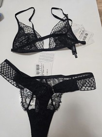La Perla Black Honeycomb Lace Bra Panties Set MSRP $675  US Bra 32 Panties XS