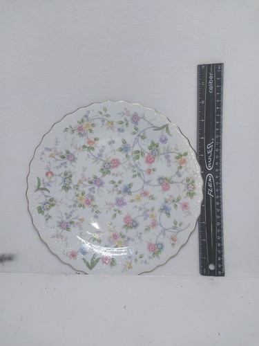 Andrea by Sadek "Corona" 8478 Floral Chintz Gold Trim Dinner Plate 10 1/2” Cake - Picture 5 of 5