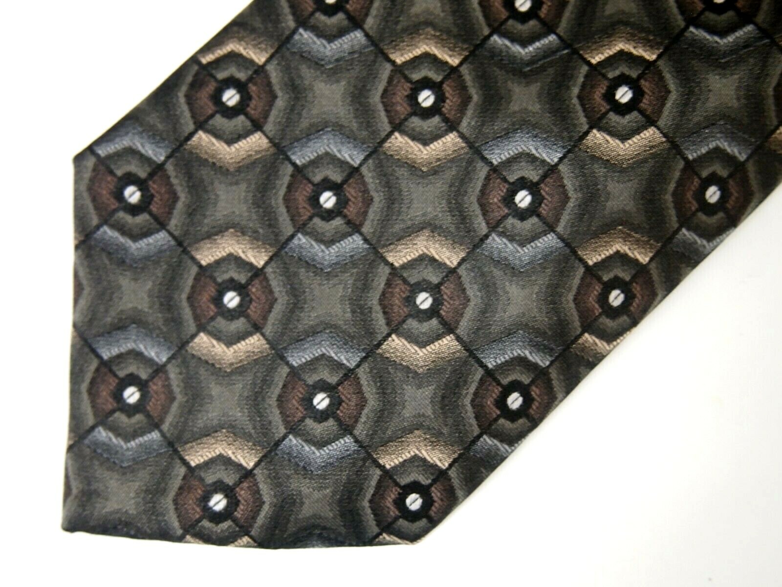 Picture 2 of 4