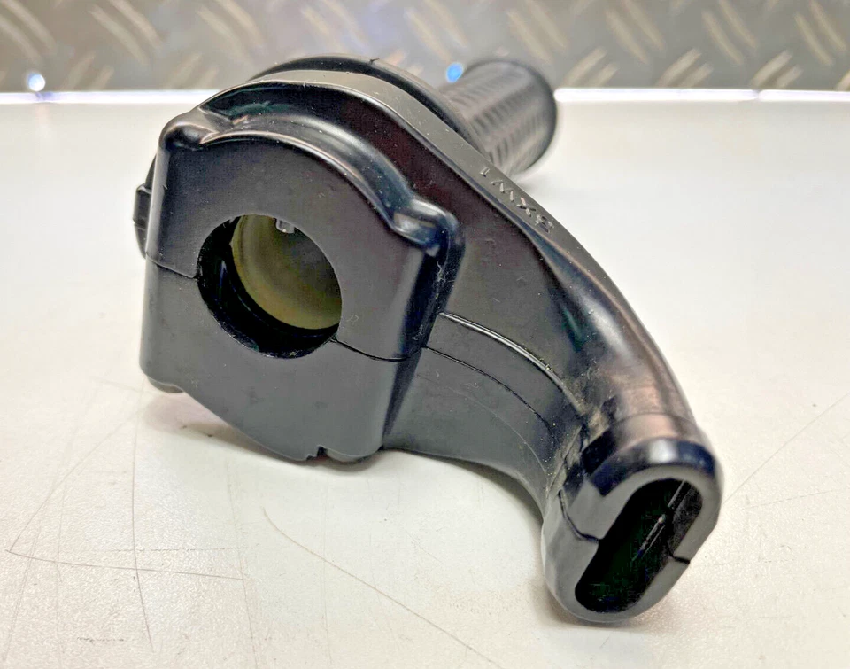 Yamaha TDM850(4TX) 1996 Gasgriff mit Halter 3XW262810100 - Imagem 4 de 4